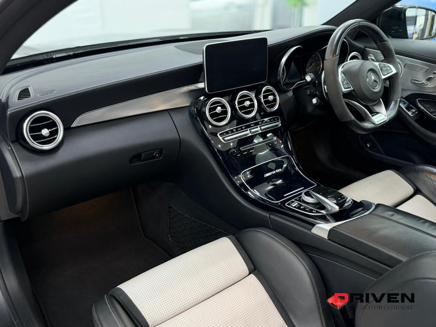 Used Mercedes-Benz C Class 2016 for sale - 76268641: Photo 12