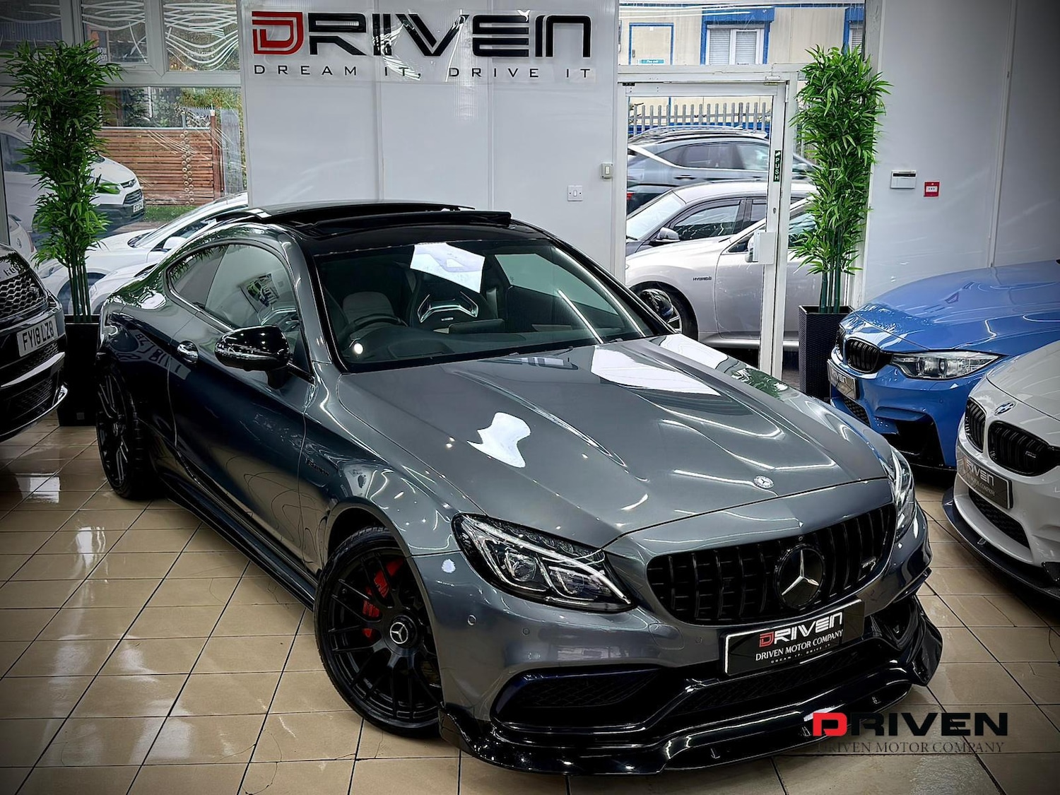 Used Mercedes-Benz C Class 2016 for sale - 76268641: Photo 2