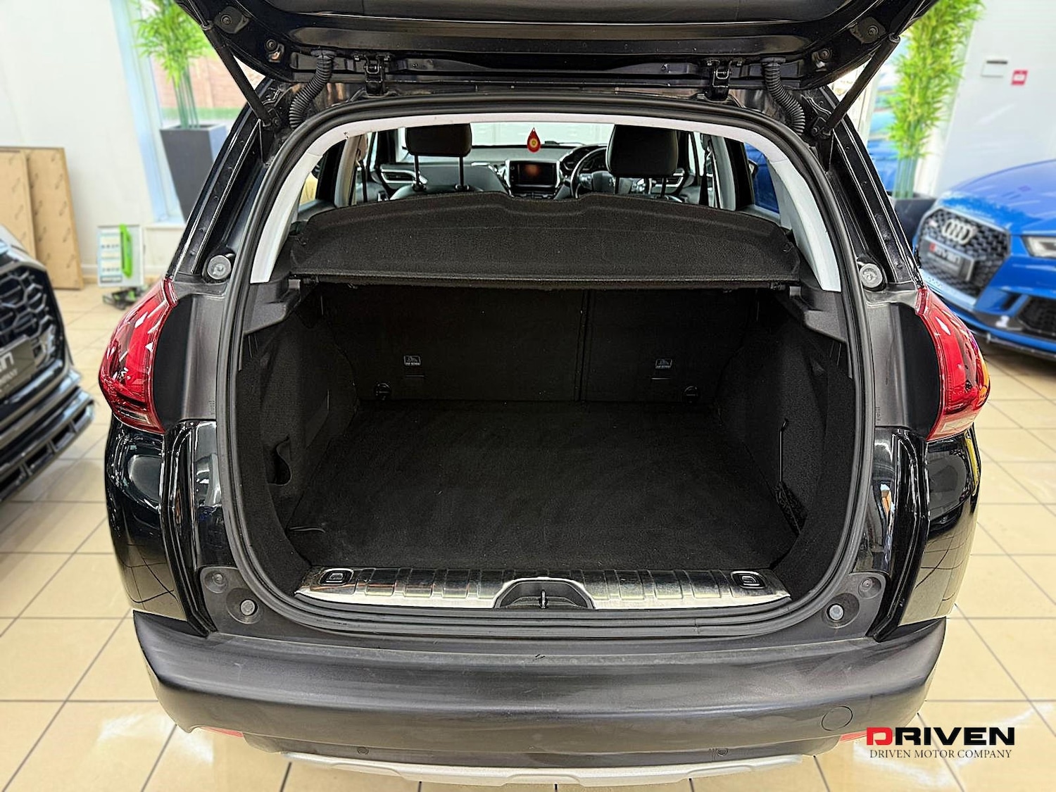 Used Peugeot 2008 2017 for sale - 77049355: Photo 10