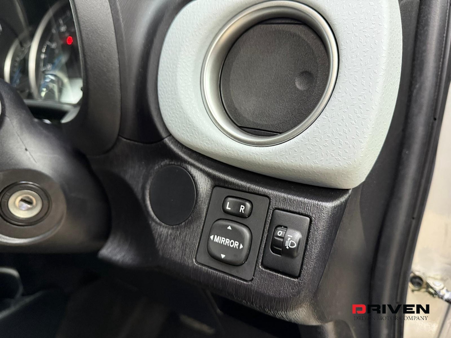 Used Toyota Yaris 2012 for sale - 76828105: Photo 18