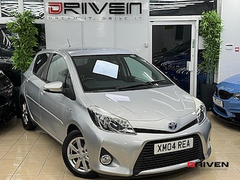 Used Toyota Yaris 2012 for sale - 76828105: Photo