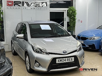 Used Toyota Yaris 2012 for sale - 76828105: Photo
