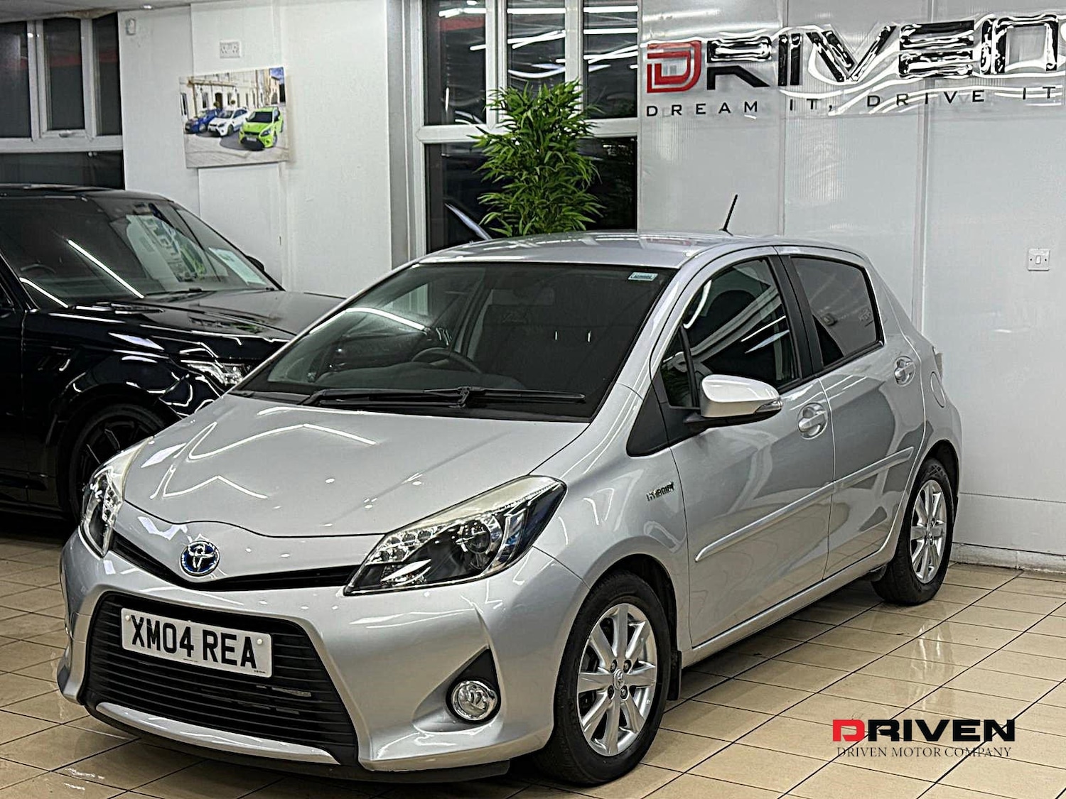 Used Toyota Yaris 2012 for sale - 76828105: Photo 5