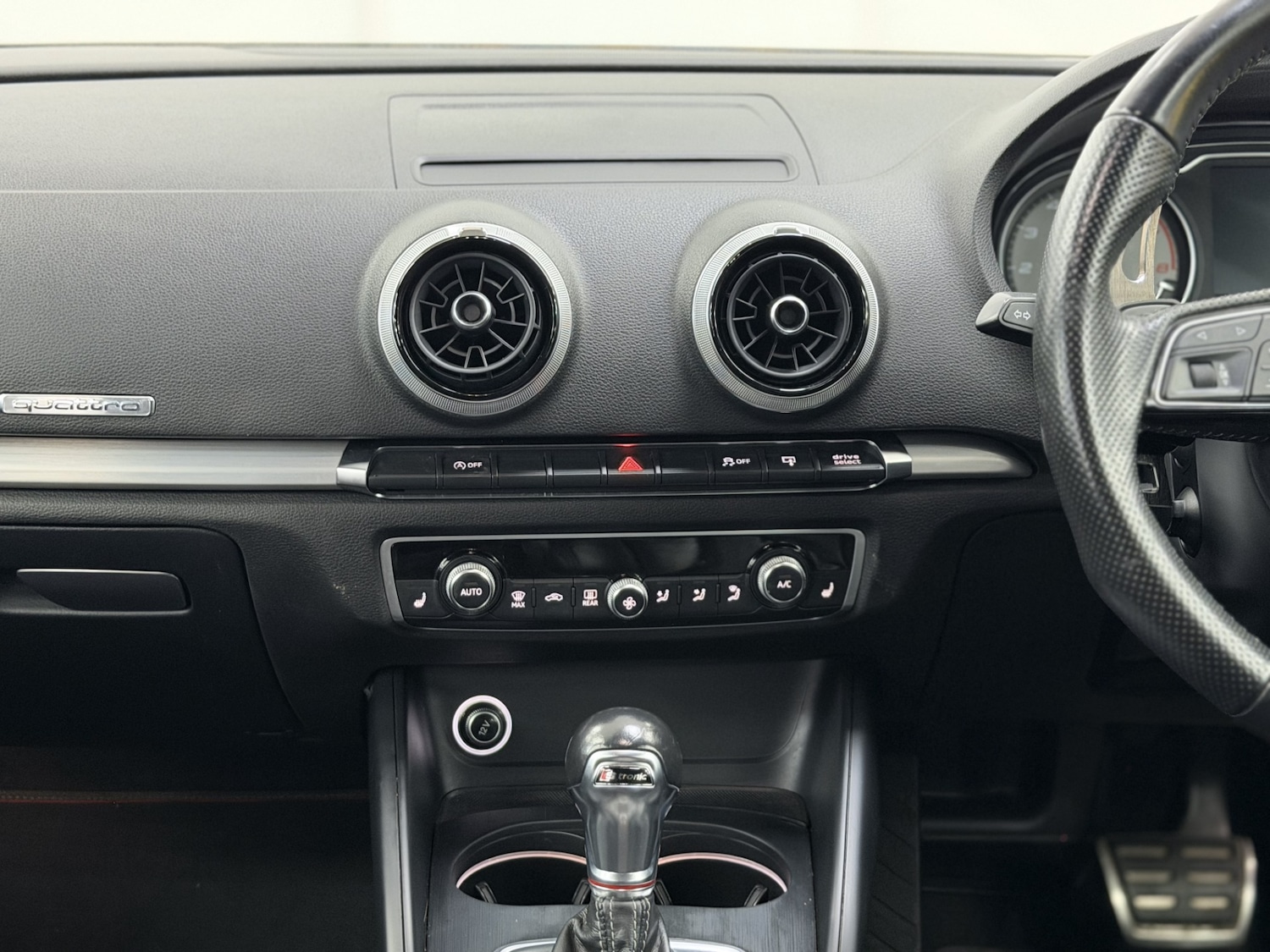 Used Audi A3 2017 for sale - 76974660: Photo 23