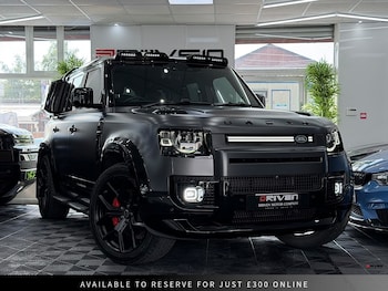 Used Land Rover Defender 2023 for sale - 79037333: Photo