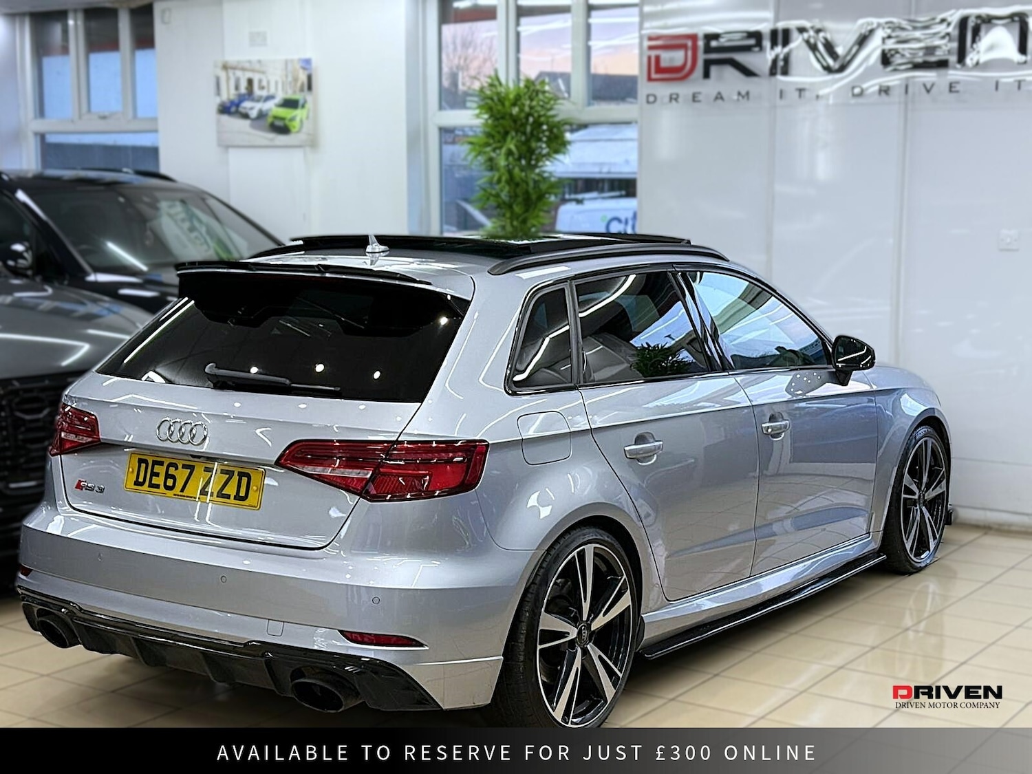 Used Audi RS3 2017 for sale - 77313817: Photo 8