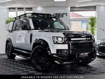 Used Land Rover Defender 2021 for sale - 79664140: Photo
