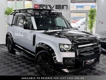 Used Land Rover Defender 2021 for sale - 79664140: Photo