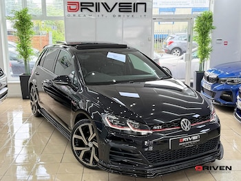 Used Volkswagen Golf 2017 for sale - 75587587: Photo