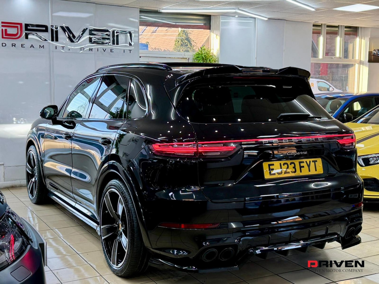 Used Porsche Cayenne 2023 for sale - 77101402: Photo 10