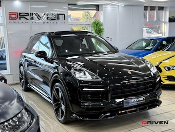 Used Porsche Cayenne 2023 for sale - 77101402: Photo