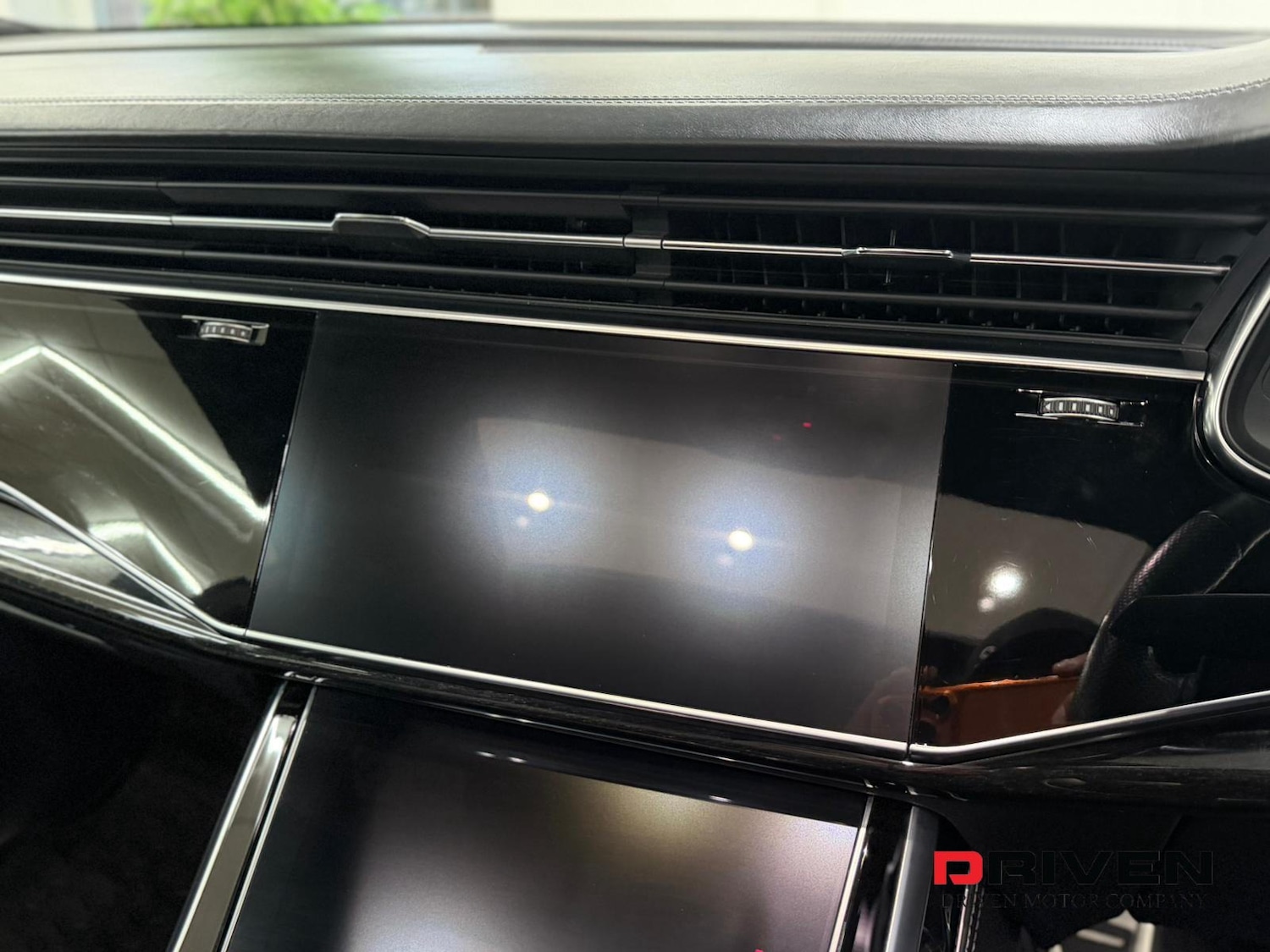 Used Audi Q8 2018 for sale - 76517925: Photo 27