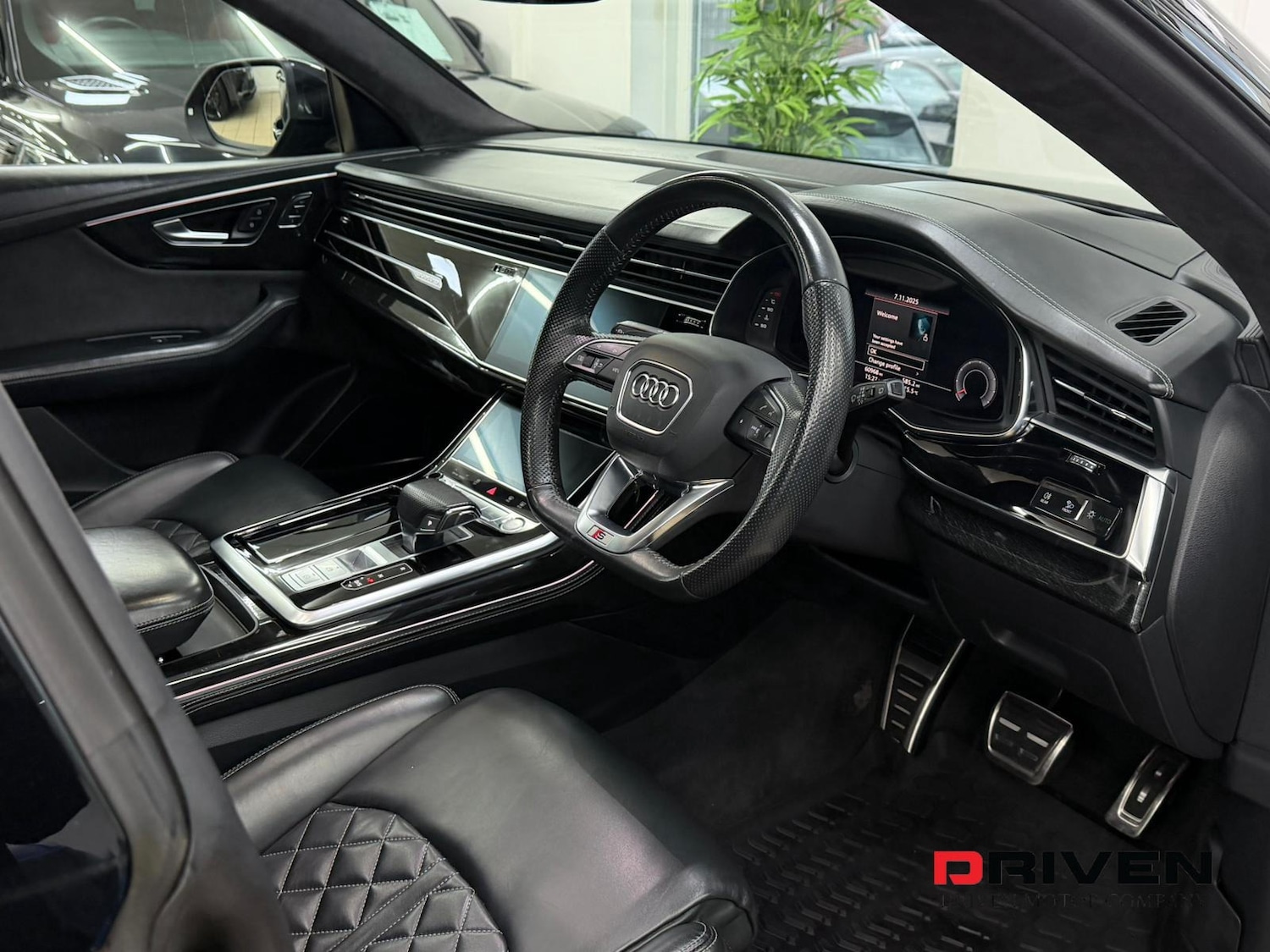 Used Audi Q8 2018 for sale - 76517925: Photo 28