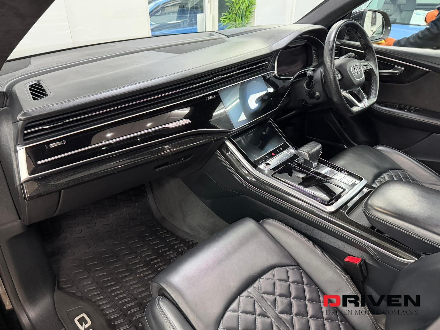 Used Audi Q8 2018 for sale - 76517925: Photo 29
