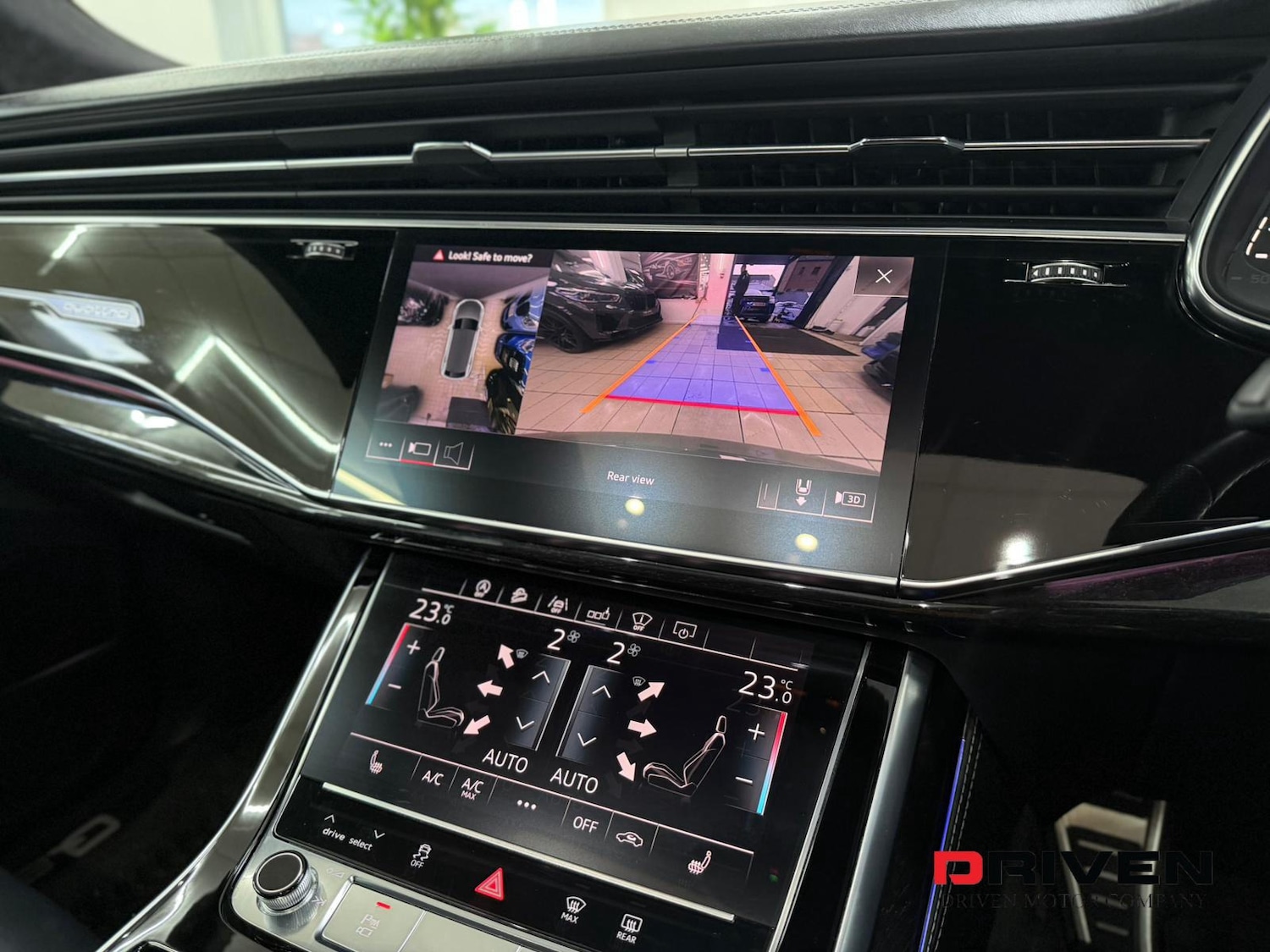 Used Audi Q8 2018 for sale - 76517925: Photo 30