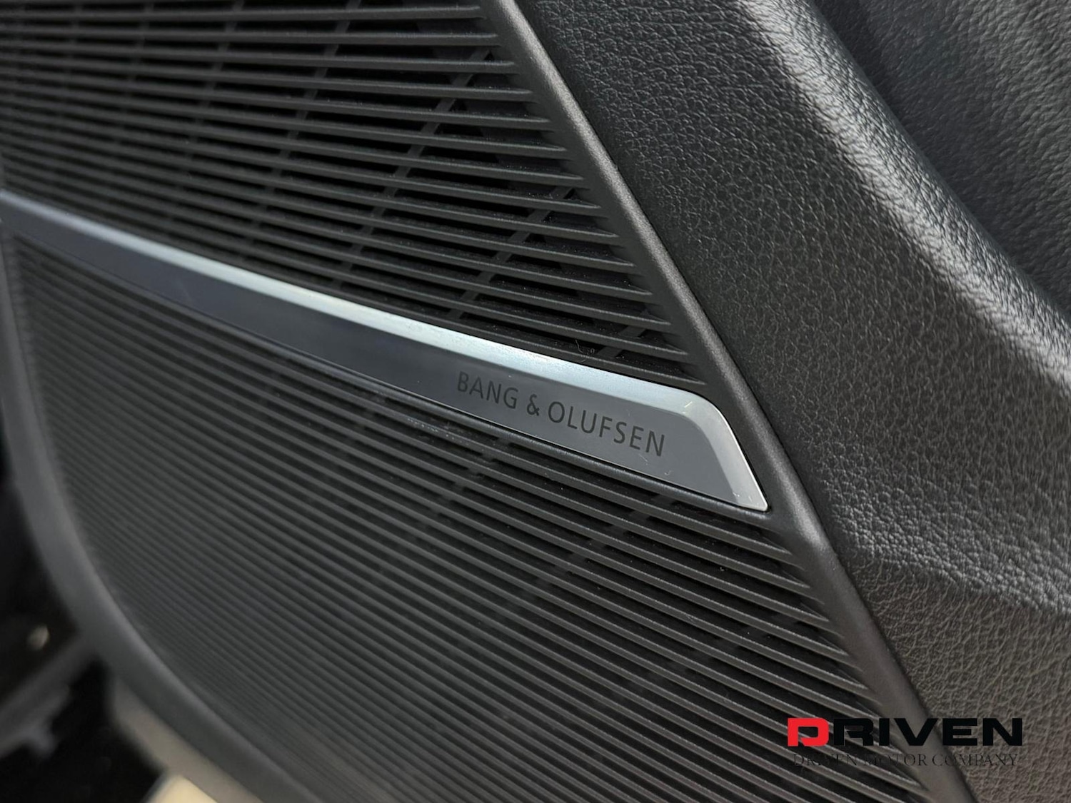 Used Audi Q8 2018 for sale - 76517925: Photo 31