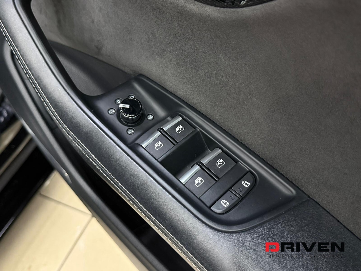 Used Audi Q8 2018 for sale - 76517925: Photo 32