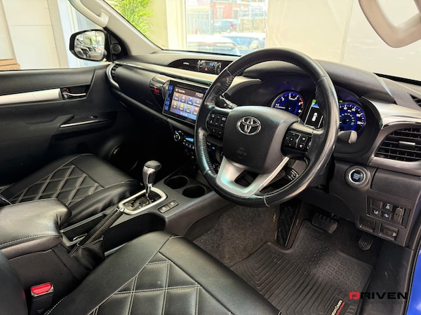 Used Toyota Hilux 2017 for sale - 75231638: Photo 14