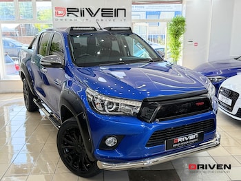 Used Toyota Hilux 2017 for sale - 75231638: Photo