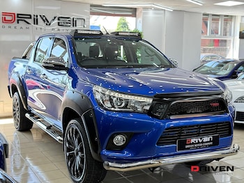 Used Toyota Hilux 2017 for sale - 75231638: Photo