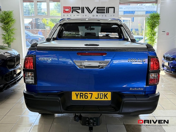 Used Toyota Hilux 2017 for sale - 75231638: Photo 9
