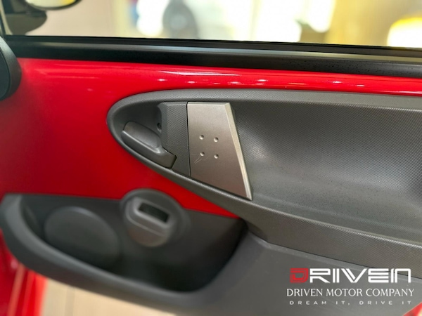 Used Toyota AYGO 2012 for sale - 70115558: Photo 19