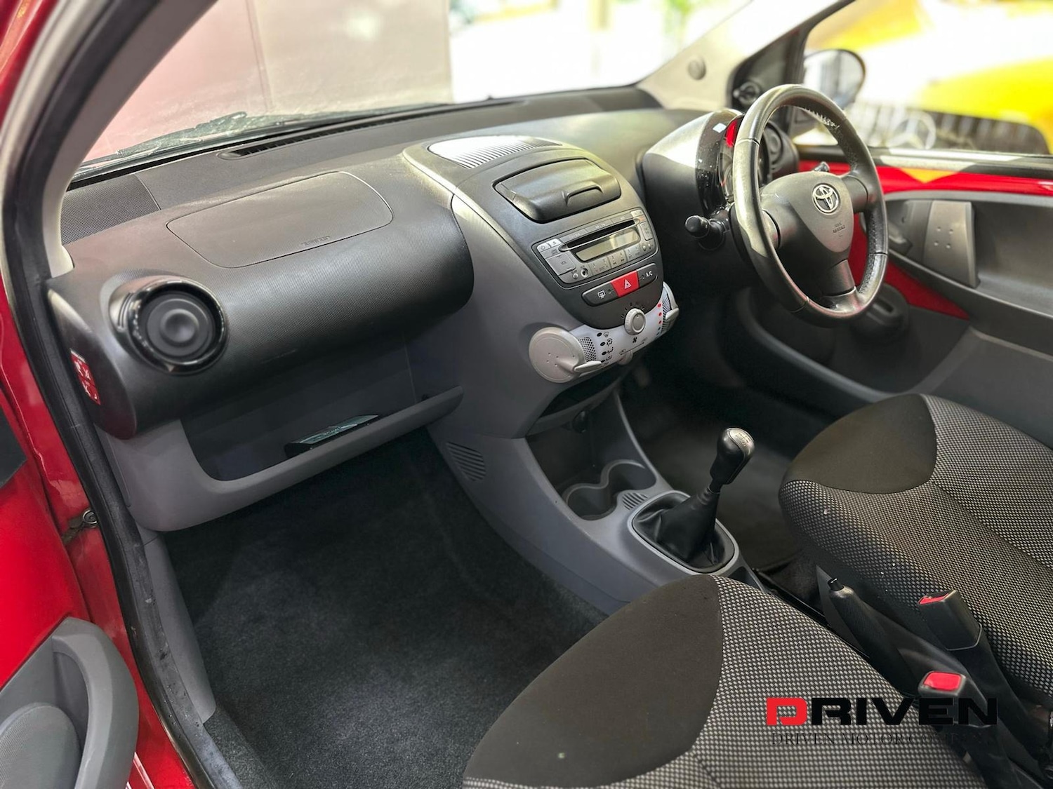 Used Toyota AYGO 2012 for sale - 76544641: Photo 12