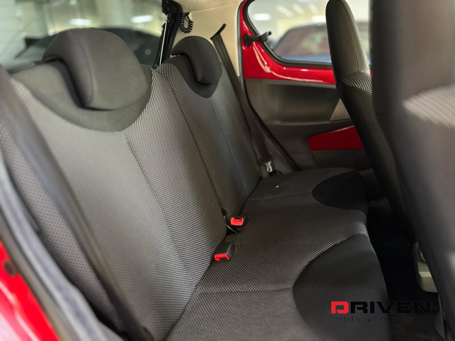 Used Toyota AYGO 2012 for sale - 76544641: Photo 15