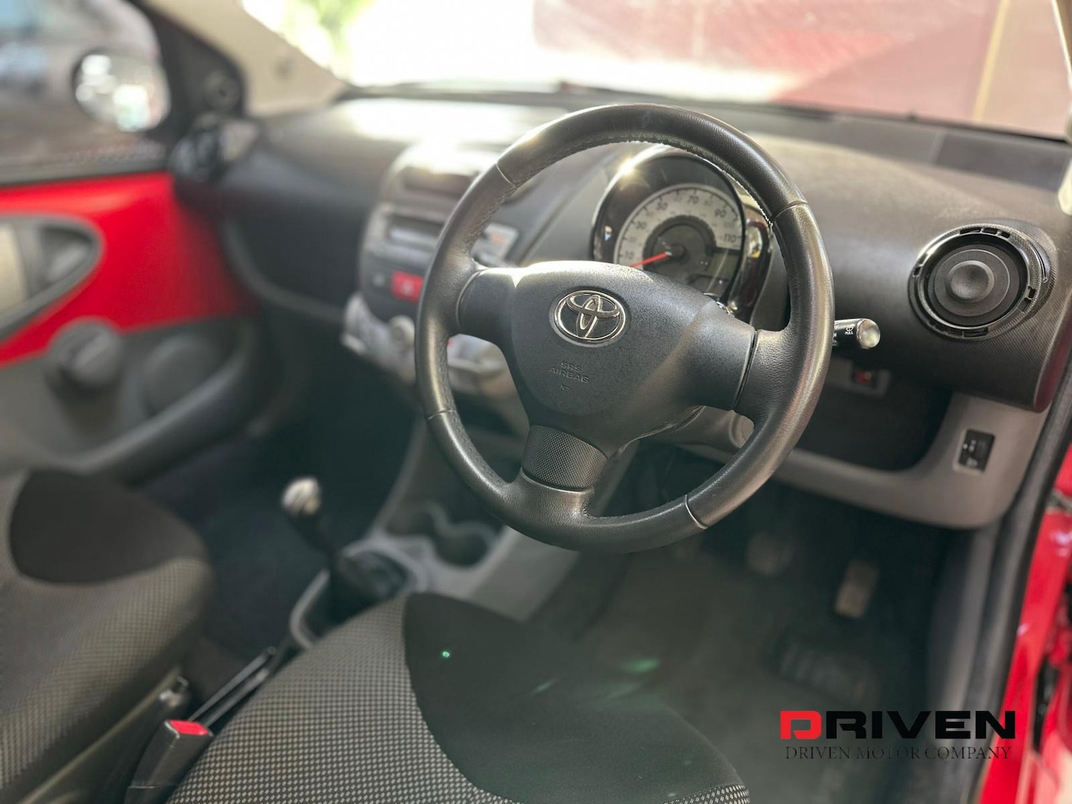 Used Toyota AYGO 2012 for sale - 76544641: Photo 17