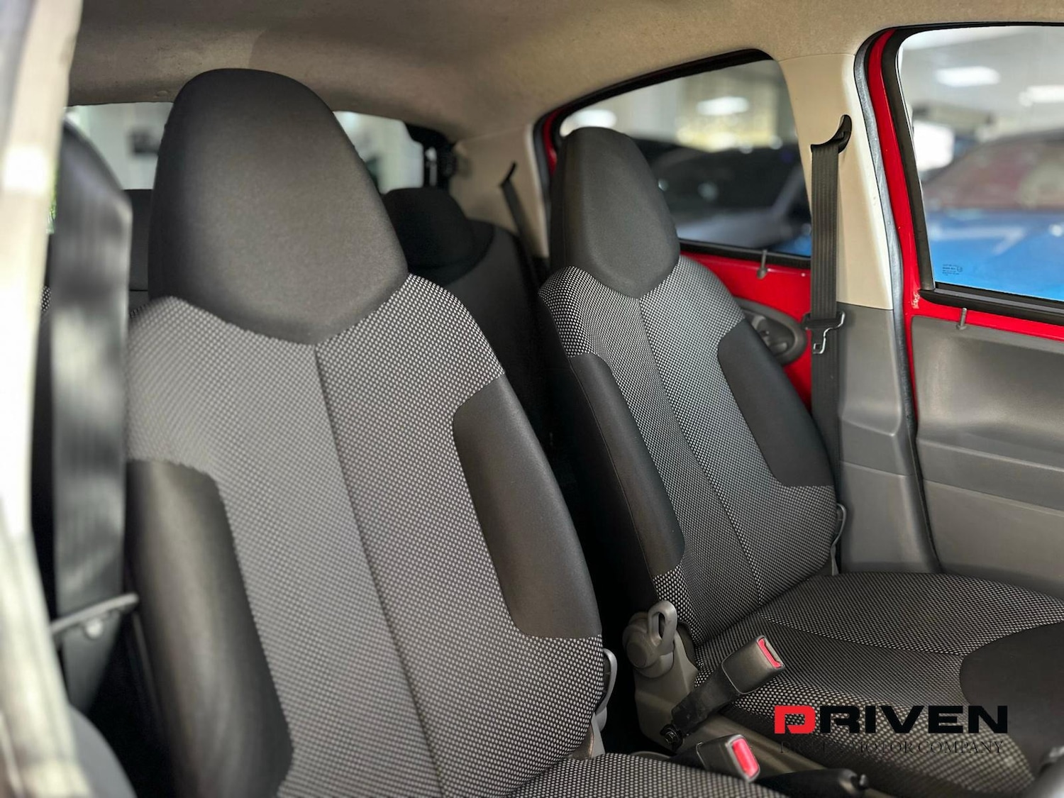 Used Toyota AYGO 2012 for sale - 76544641: Photo 19