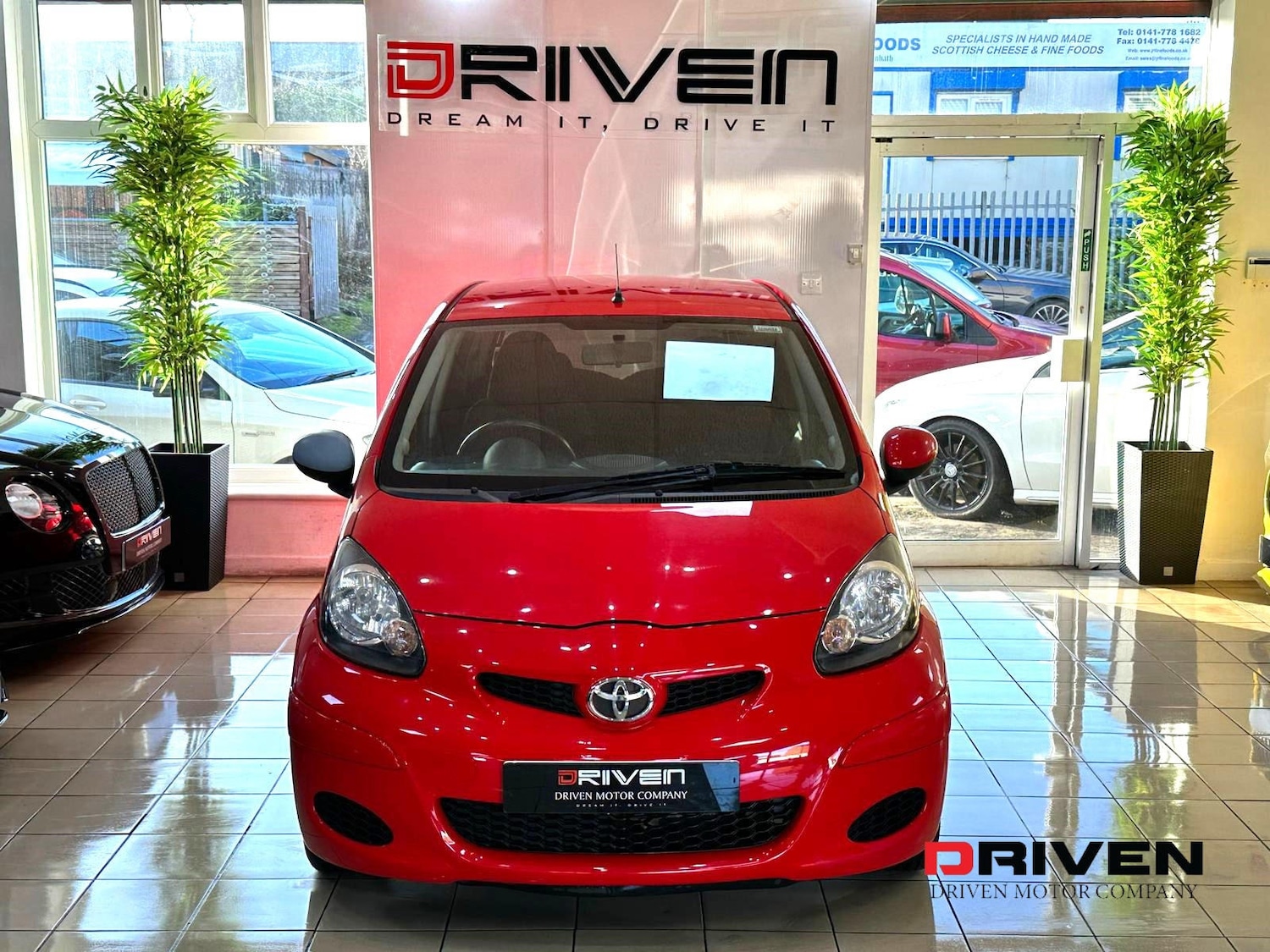 Used Toyota AYGO 2012 for sale - 76544641: Photo 4