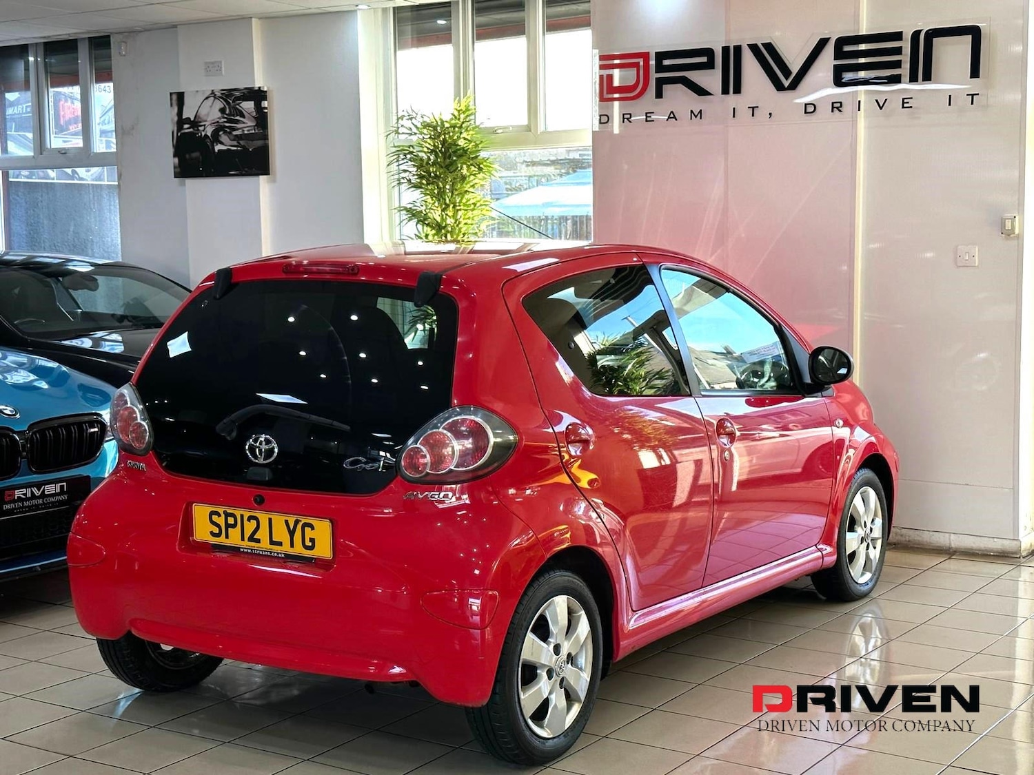 Used Toyota AYGO 2012 for sale - 76544641: Photo 9