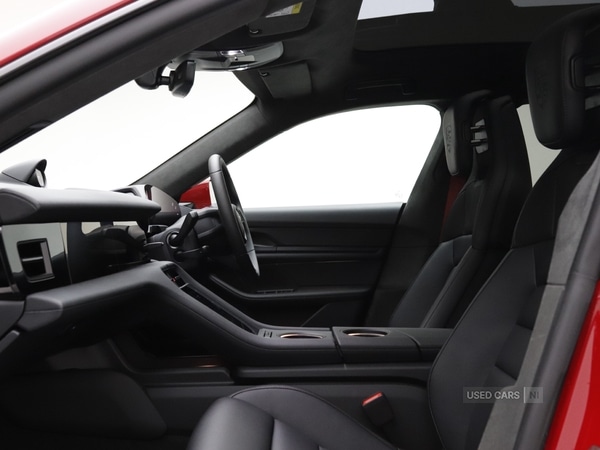 Used Porsche Taycan 2025 for sale - 77538788: Photo 30