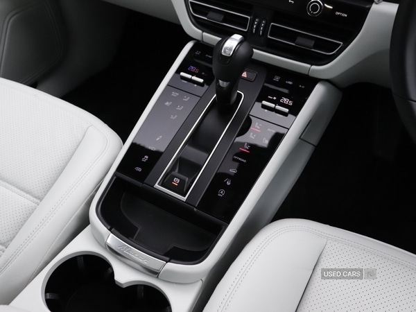 Used Porsche Macan 2023 for sale - 77082209: Photo 12