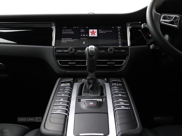 Used Porsche Macan 2021 for sale - 76296479: Photo 12