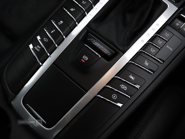 Used Porsche Macan 2021 for sale - 76296479: Photo 29