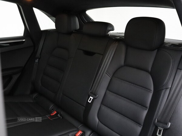 Used Porsche Macan 2021 for sale - 76296479: Photo 36