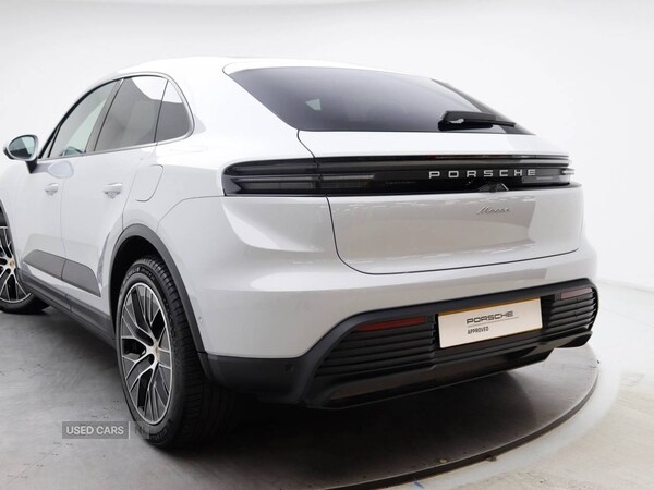 Used Porsche Macan 2025 for sale - 74228463: Photo 16