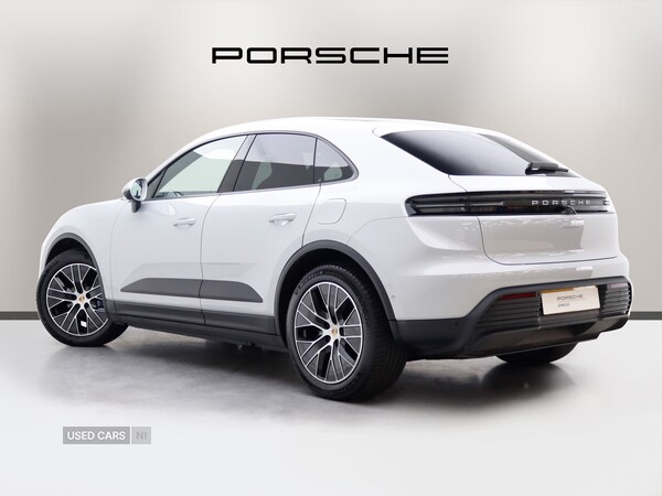 Used Porsche Macan 2025 for sale - 74228463: Photo 3