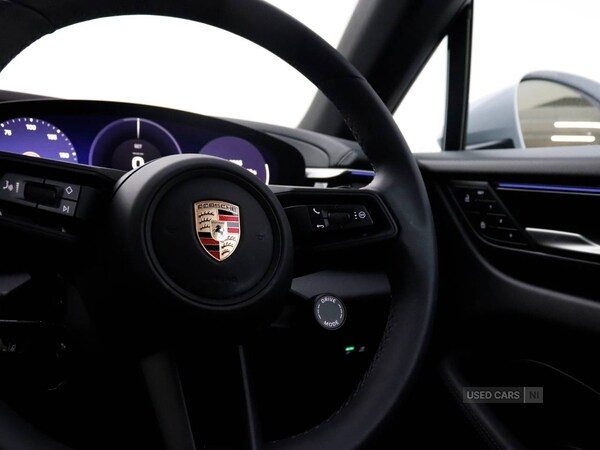 Used Porsche Macan 2025 for sale - 74228463: Photo 40