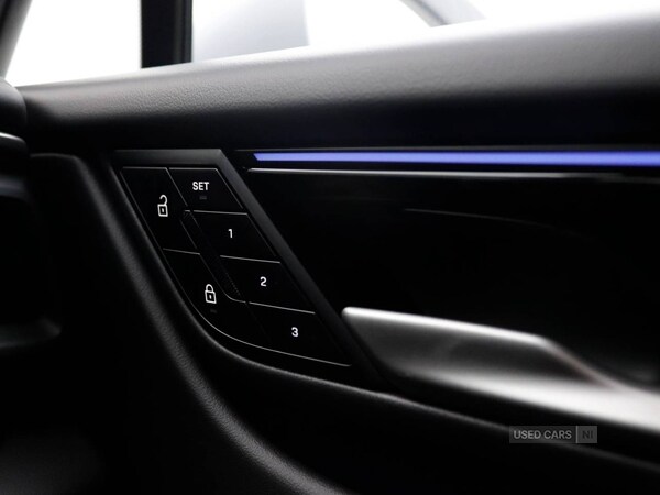 Used Porsche Macan 2025 for sale - 74228463: Photo 51