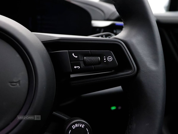 Used Porsche Macan 2025 for sale - 74228463: Photo 53