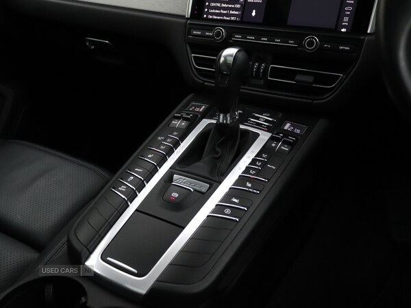 Used Porsche Macan 2021 for sale - 77230979: Photo 12