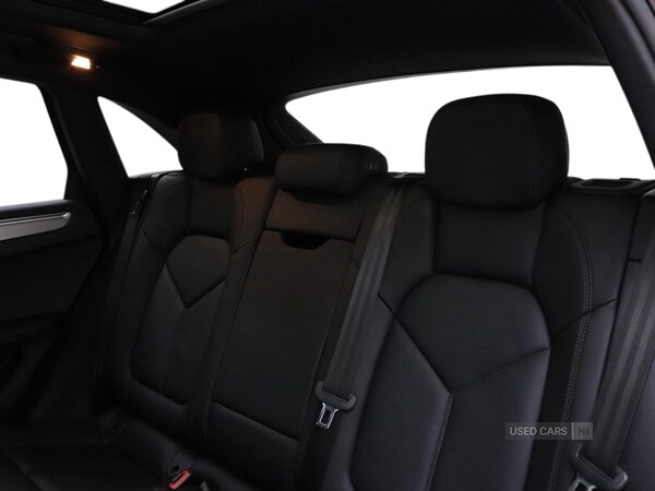 Used Porsche Macan 2021 for sale - 77230979: Photo 18