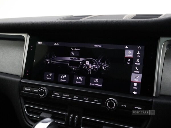 Used Porsche Macan 2021 for sale - 77230979: Photo 33