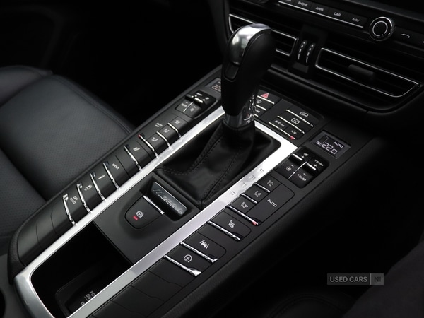 Used Porsche Macan 2019 for sale - 78136692: Photo 12