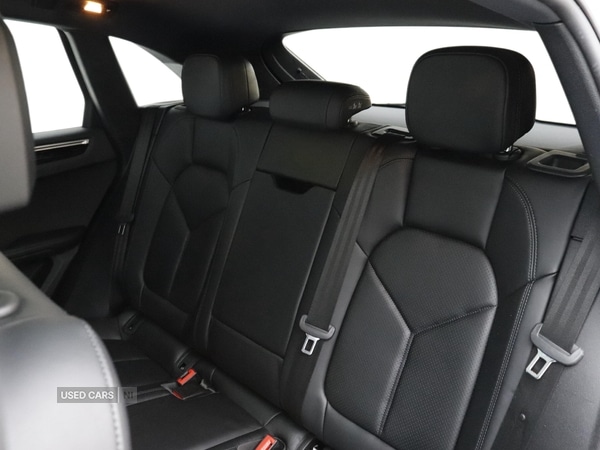 Used Porsche Macan 2018 for sale - 76338174: Photo 18