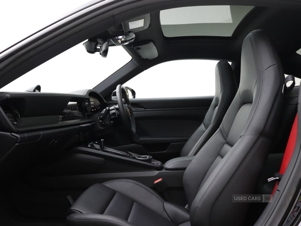 Used Porsche 911 2022 for sale - 76667623: Photo 22