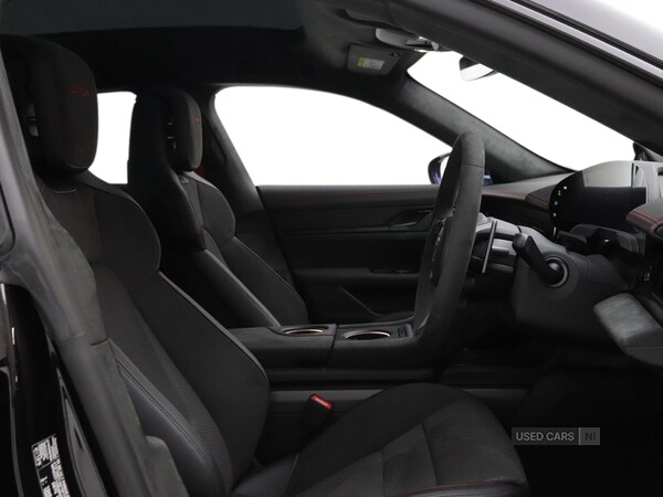 Used Porsche Taycan 2025 for sale - 78059264: Photo 10