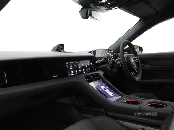 Used Porsche Taycan 2025 for sale - 78059264: Photo 13